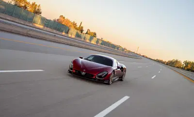 Alfa Romeo 33 Stradale, i collaudi (in casa Audi) per testare le prestazioni massime [VIDEO]