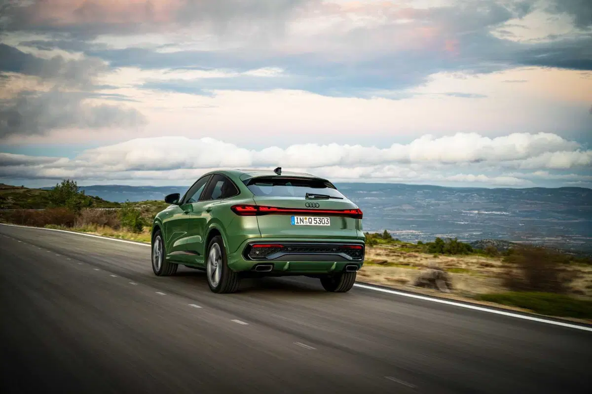 Audi Q5 Sportback: anche la crossover è tutta nuova (2)