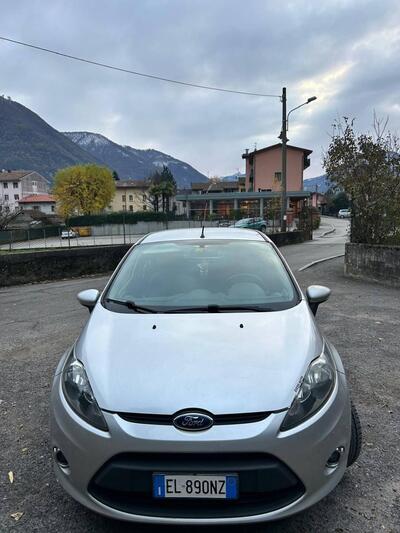 Ford Fiesta 1.2 60CV 5 porte  del 2012 usata a Porlezza