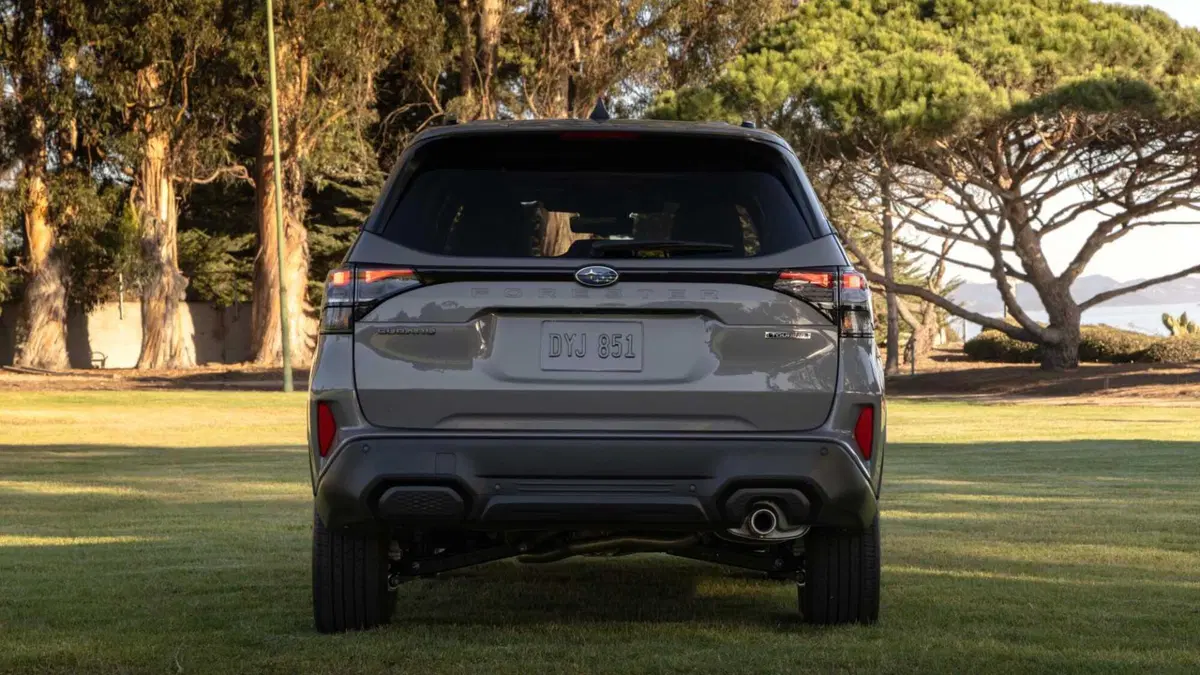 Subaru Forester 2.0i e-boxer Premium lineartronic (5)