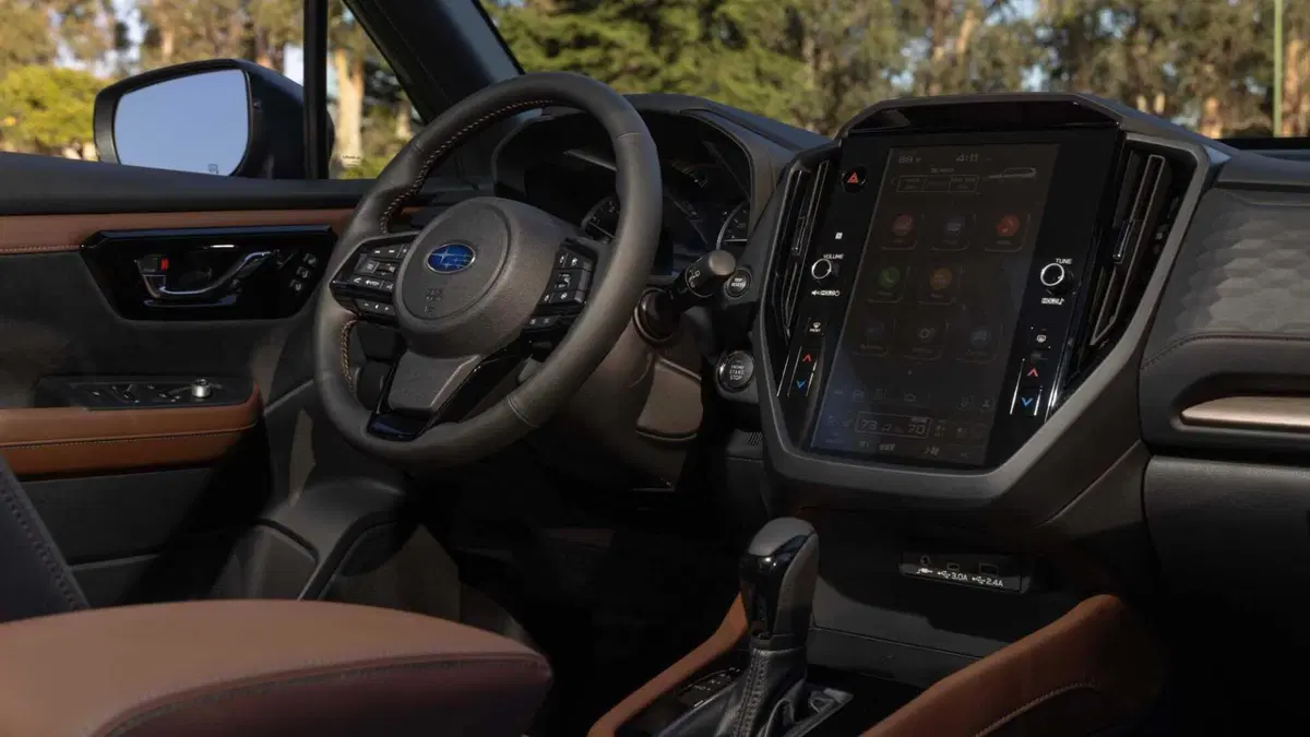 Subaru Forester 2.0i e-boxer Premium lineartronic (11)