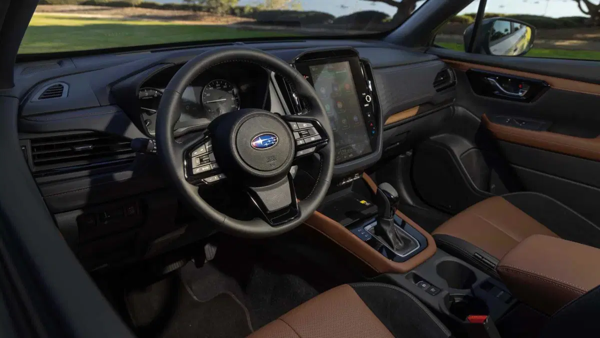 Subaru Forester 2.0i e-boxer Premium lineartronic (12)