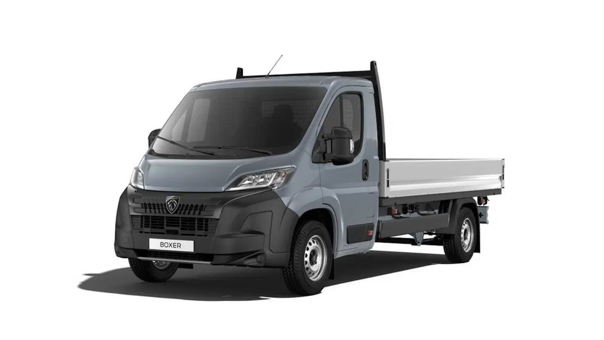 Peugeot Boxer Cabinato (2023-->>) (4)