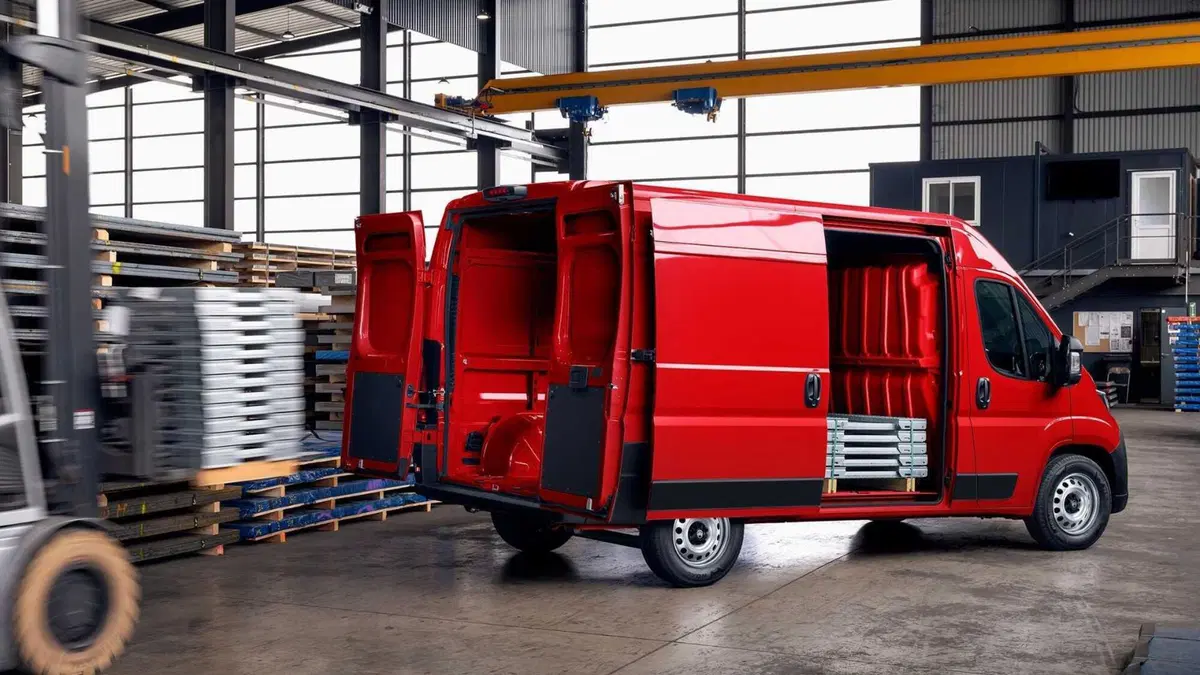 Citroen Jumper (2023-->>) (2)