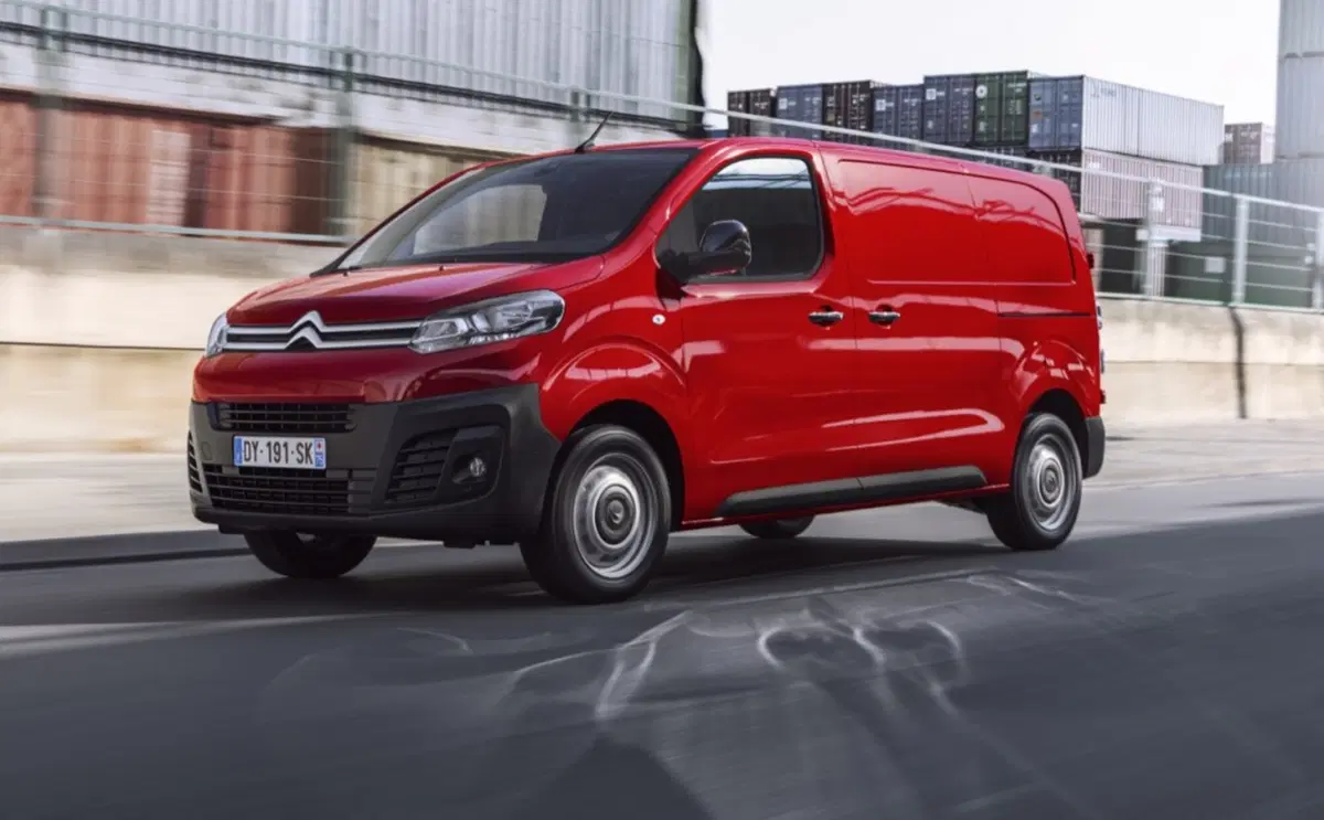 Citroen Jumpy (2020-->>) (6)