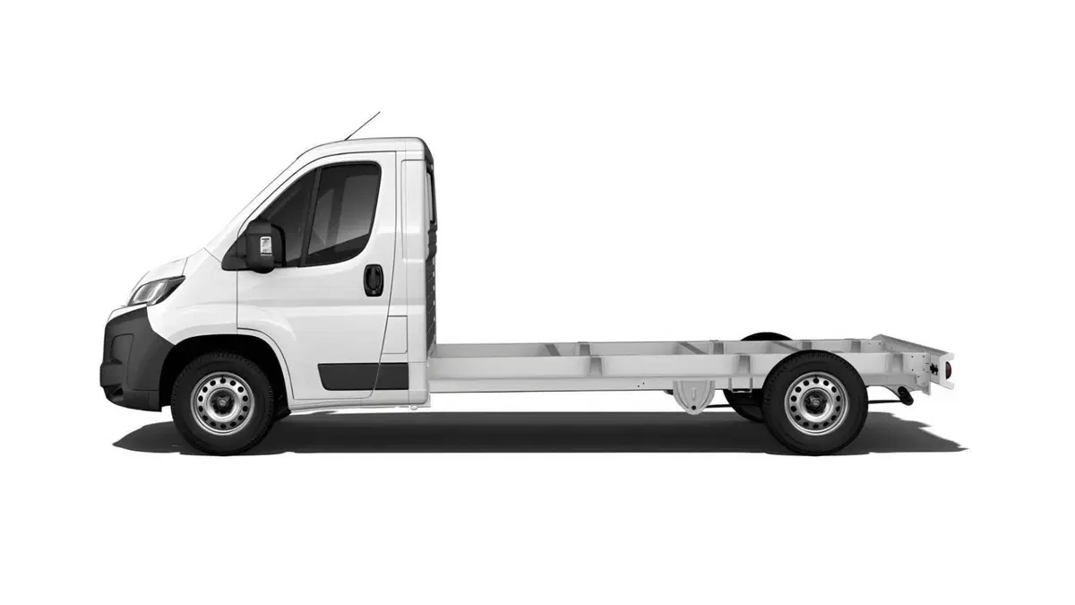 Opel Movano Cabinato Heavy 35 c.fisso L4 2.2 diesel 140cv S&S (3)