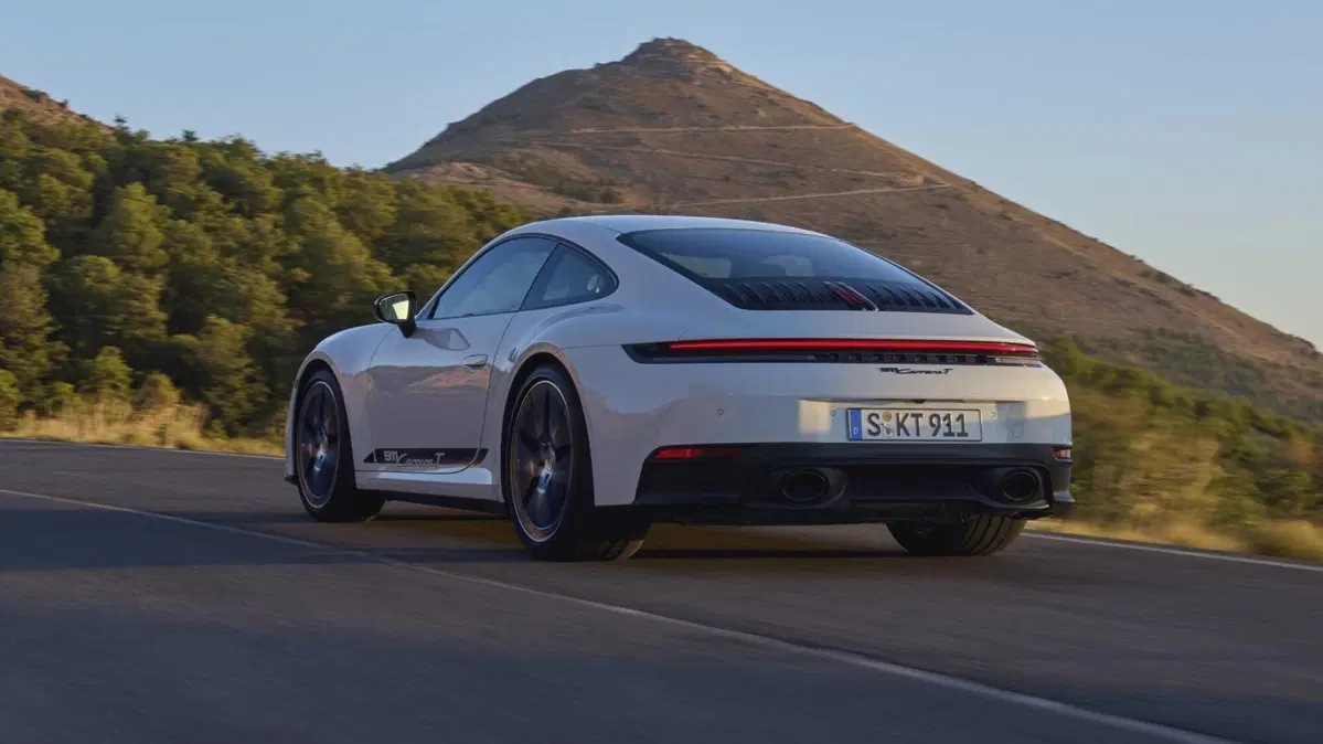 Porsche 911 Coupé 3.0 Carrera T 394cv (7)