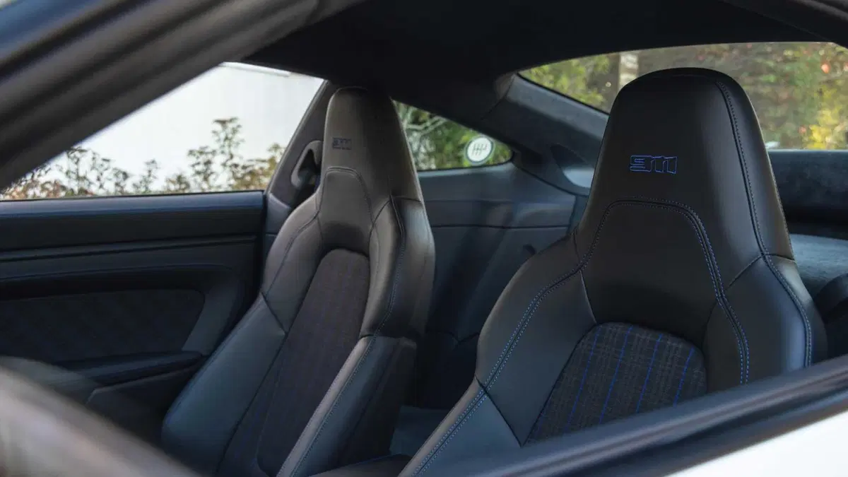 Porsche 911 Coupé 3.0 Carrera T 394cv (12)
