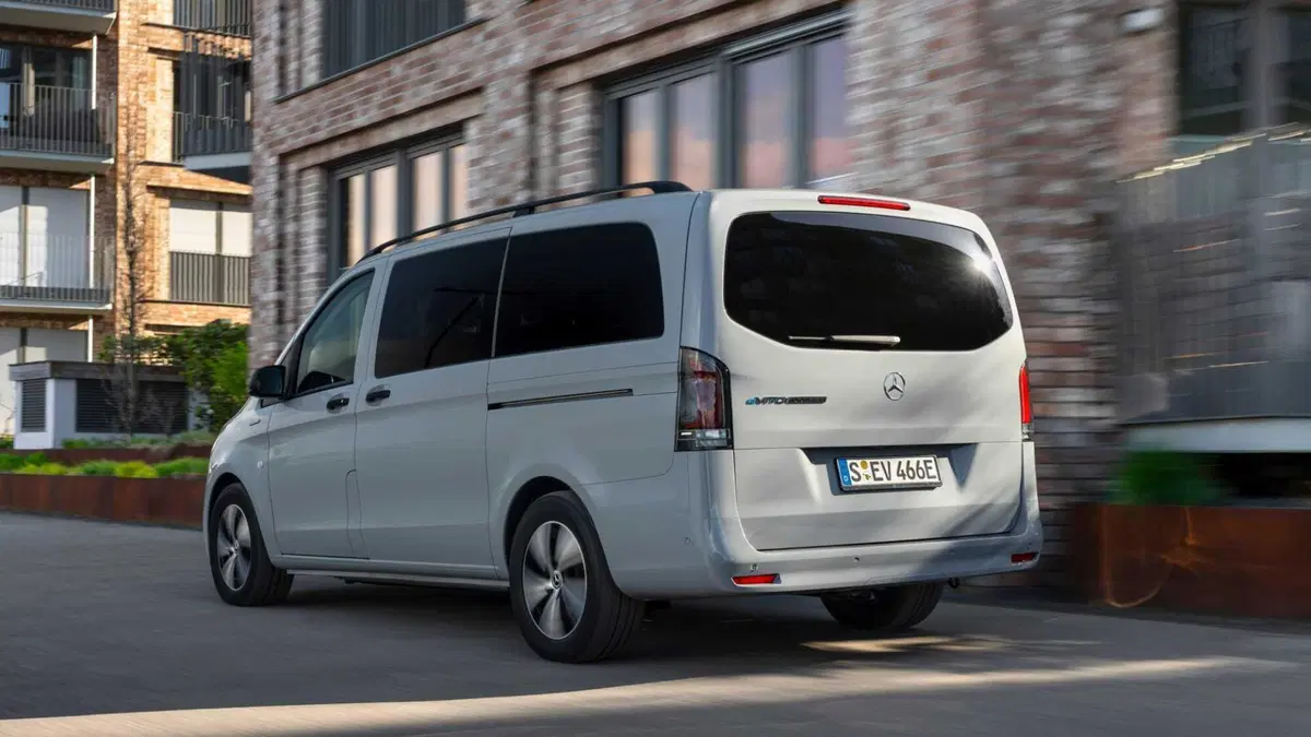 Mercedes-Benz Classe eVito (2024-->>) (6)