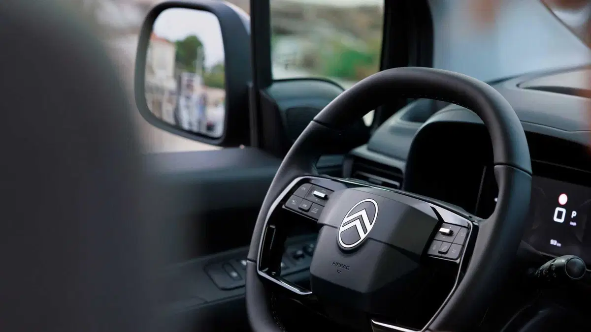 Citroen Berlingo (2024-->>) (10)