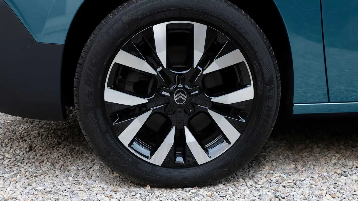 Citroen Berlingo (2024-->>) (16)