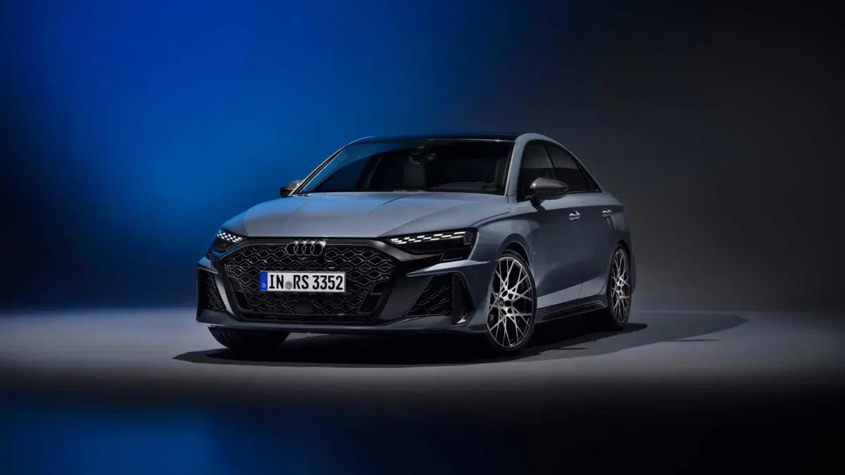 Audi RS 3 3 TFSI quattro S tronic (3)