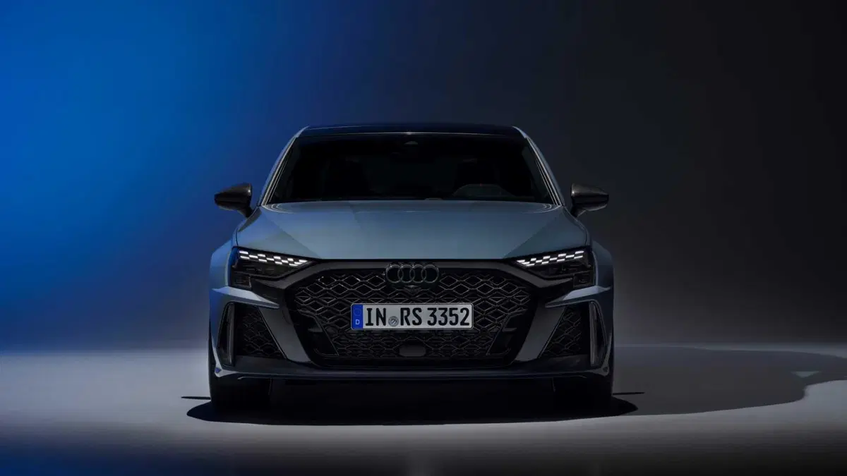 Audi RS 3 3 TFSI quattro S tronic (7)
