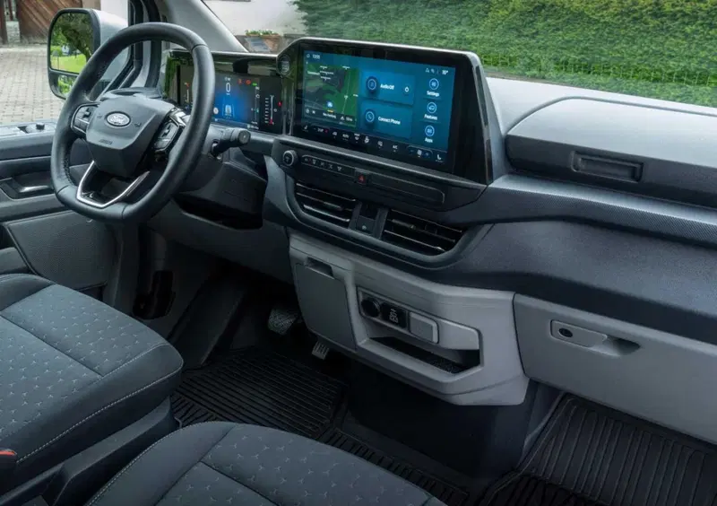 Ford Transit Custom  (2022-->>) (6)