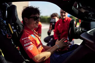 Ferrari F80, la guidano Leclerc e Sainz, e ne esce un'auto "prevedibile"