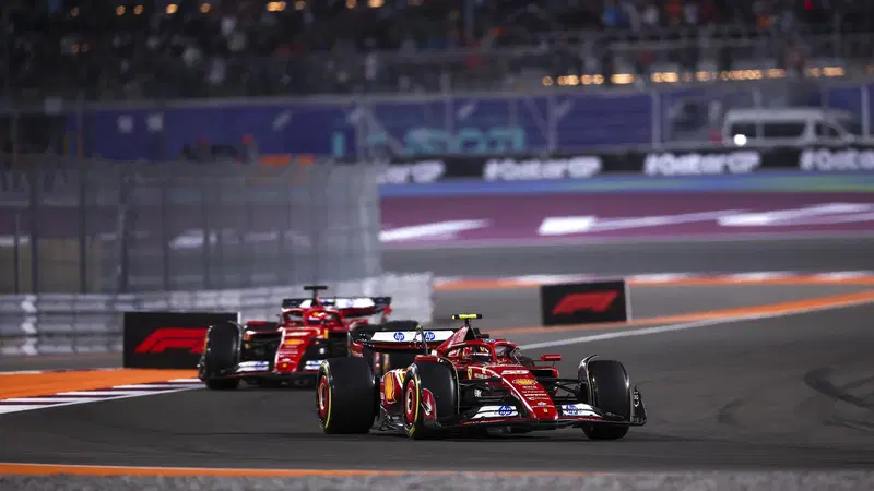 F1. Sprint GP Qatar 2024, Ferrari deve recuperare su McLaren con Sainz e Leclerc: "Fatichiamo a mettere in temperatura le gomme"