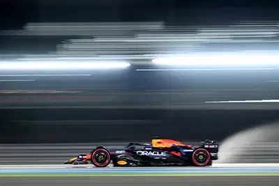 F1. GP del Qatar 2024: Verstappen regola le qualifiche di Losail davanti a Russell e le McLaren, ma perde la pole per penalit&agrave;