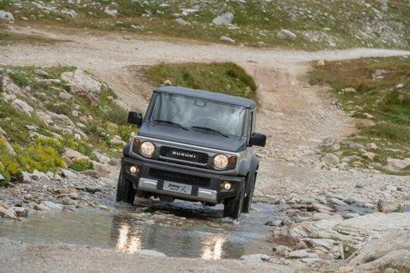 Suzuki Jimny: la serie limitata MATA a 33.900 euro, da collezione