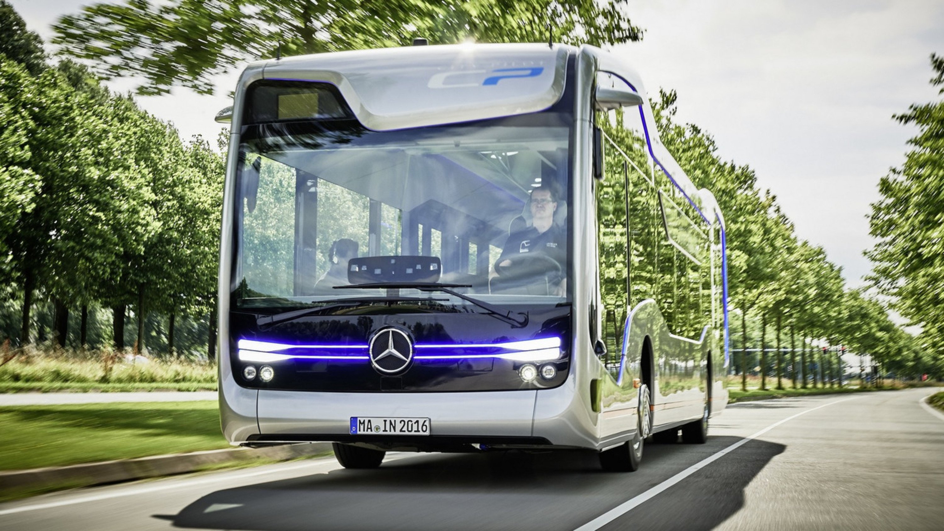 Mercedes Future Bus: ecco il pullman a guida autonoma