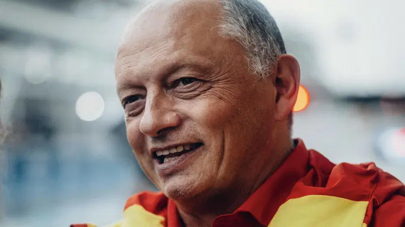 F1. Ad Abu Dhabi la Ferrari lotta per il titolo, parola di Fred Vasseur: "Obiettivo difficile ma daremo fino all'ultima goccia di sudore per battere McLaren"