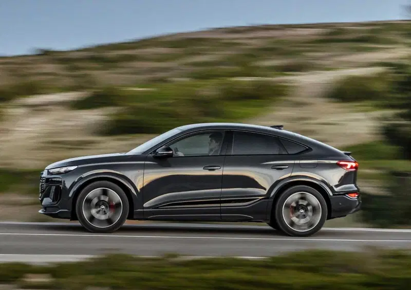 Audi Q6 Sportback (2024-->>) (9)