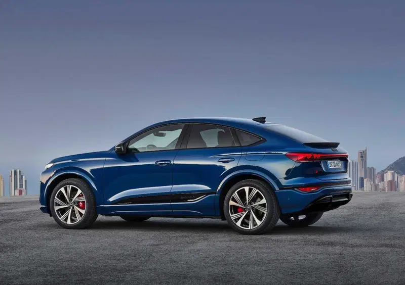 Audi SQ6 Sportback (4)