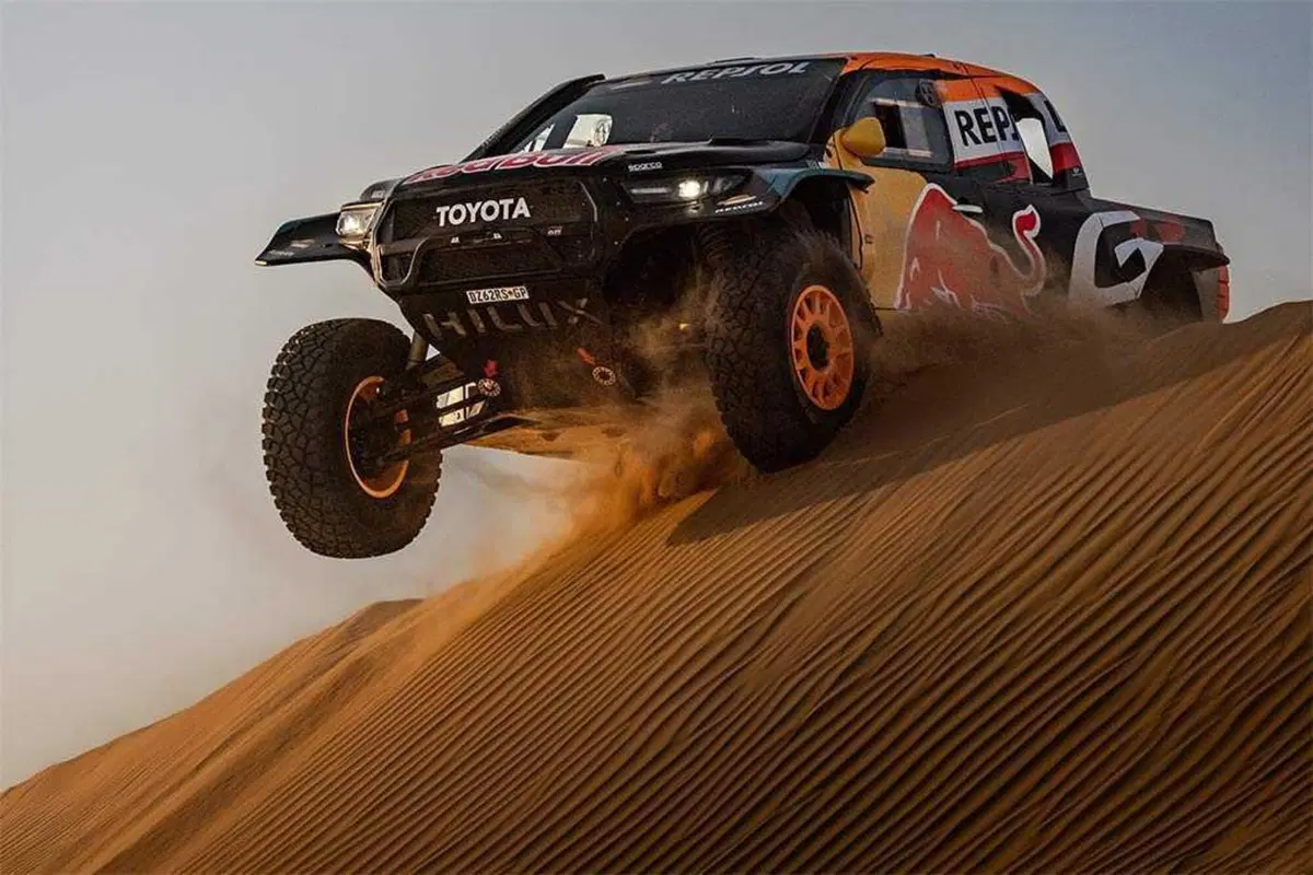 Dakar 2025. Il fronte di fuoco dell’armata Toyota (11)