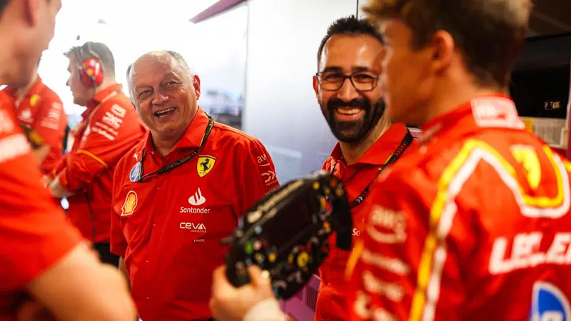 F1. Vasseur analizza il venerd&igrave; di Abu Dhabi della Ferrari: "Situazione complicata ma non impossibile. Lotteremo per i costruttori fino all'ultima curva"