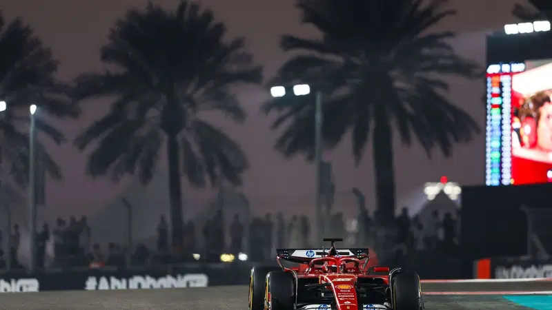 F1. Ferrari, le difficolt&agrave; ci sono ad Abu Dhabi ma Sainz e Leclerc non demordono: "Le cose possono cambiare rapidamente"
