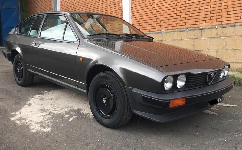 Alfa Romeo gtv 2.0d&#039;epoca del 1981 a Roma