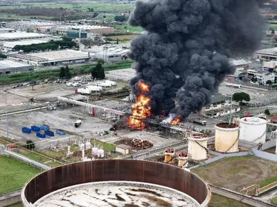 Esplosione al deposito Eni di Calenzano: il bilancio sale a due morti, 9 feriti e 3 dispersi [VIDEO]