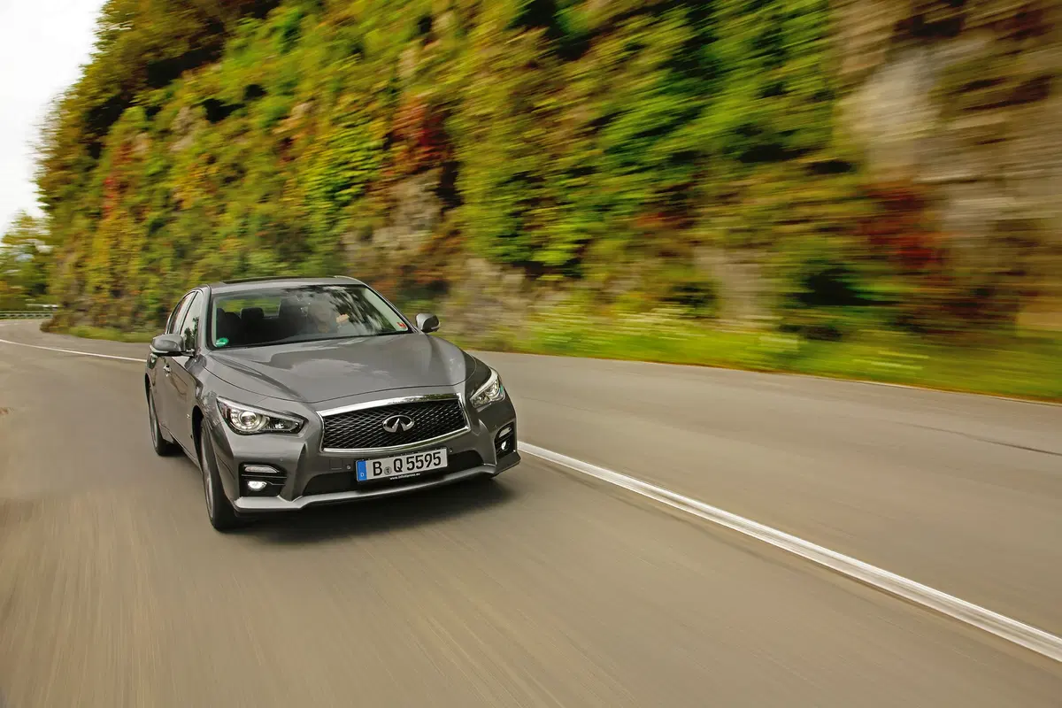 Infiniti Q50s | Test drive #AMboxing (3)