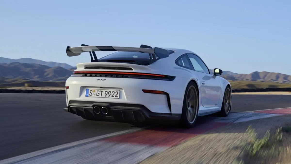 Porsche 911 Coupé 4.0 GT3 (9)