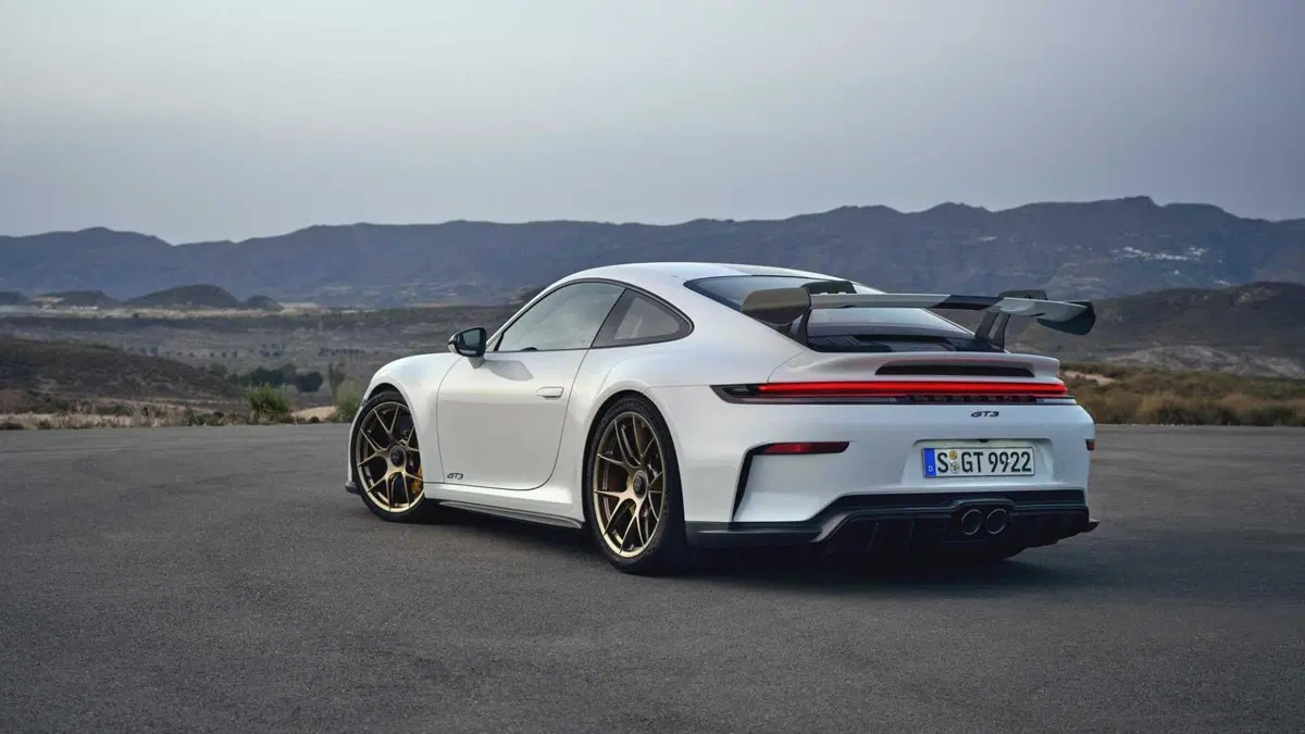 Porsche 911 Coupé 4.0 GT3 (2)