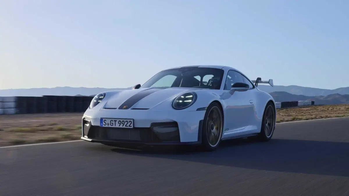 Porsche 911 Coupé 4.0 GT3 (6)