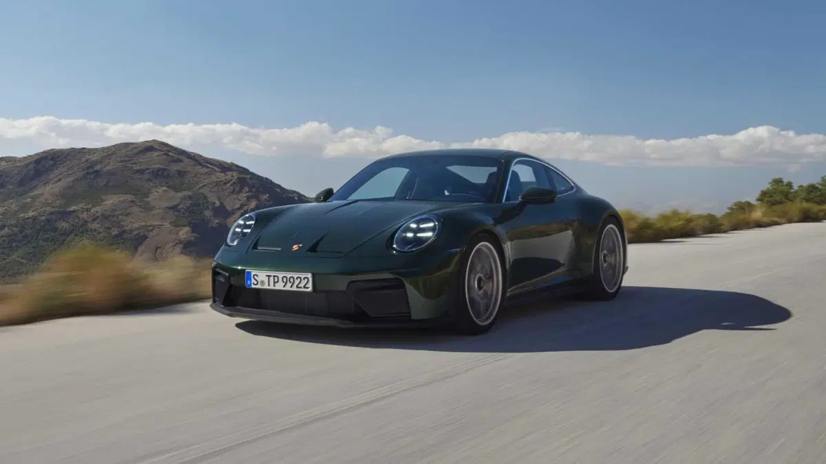Porsche 911 Coupé 4.0 GT3 con pacchetto Touring (8)