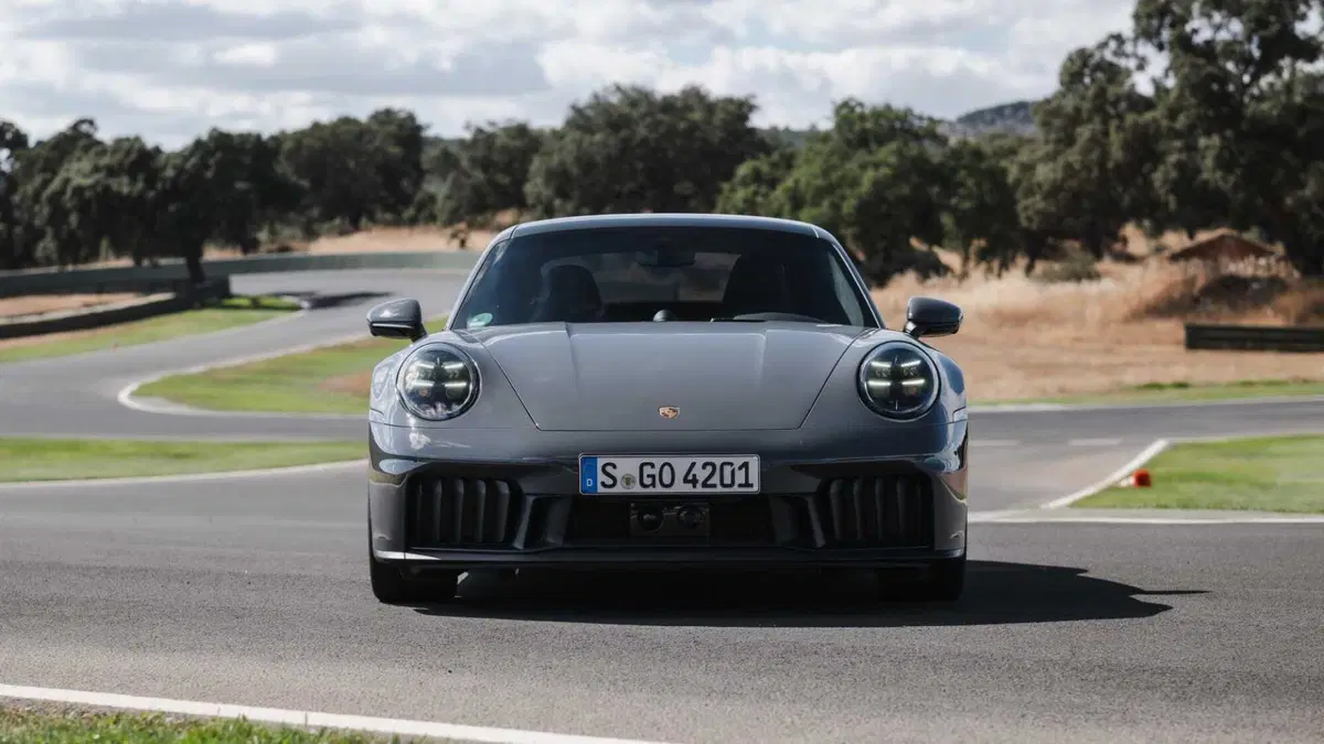 Porsche 911 Coupé 3.6 Carrera GTS auto 2p.ti (4)