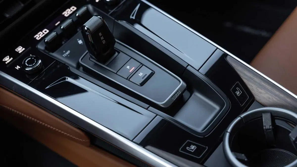 Porsche 911 Coupé 3.0 Carrera T 394cv (37)