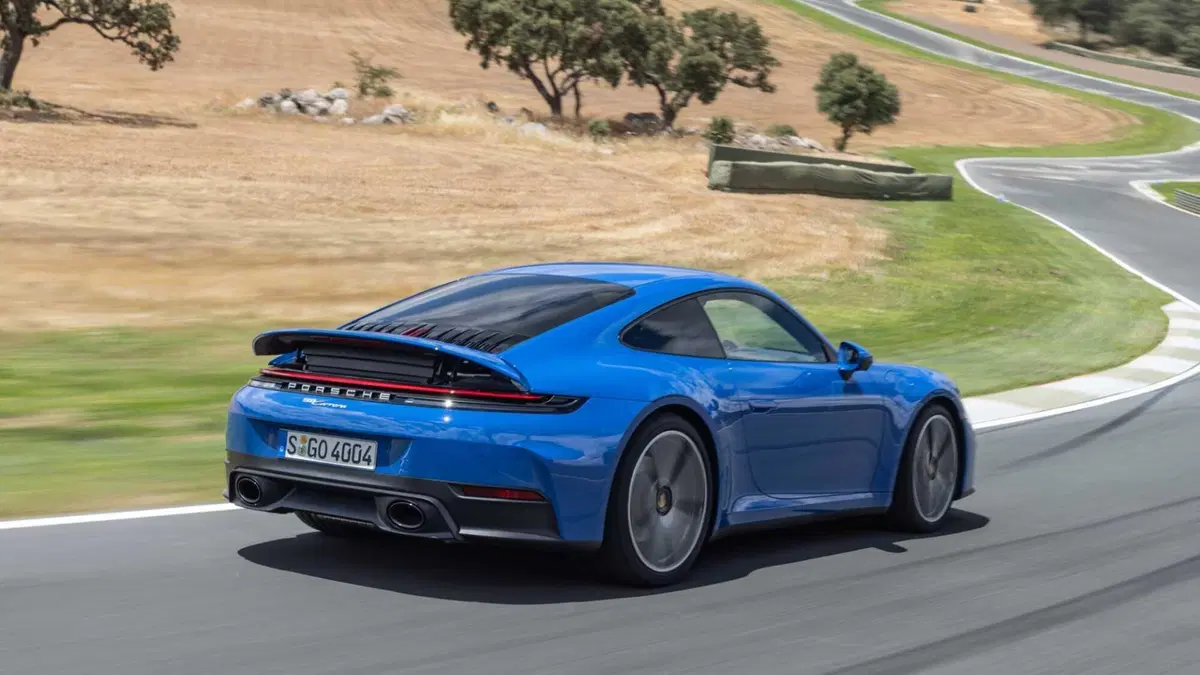 Porsche 911 Coupé 3.0 Carrera T 394cv (33)