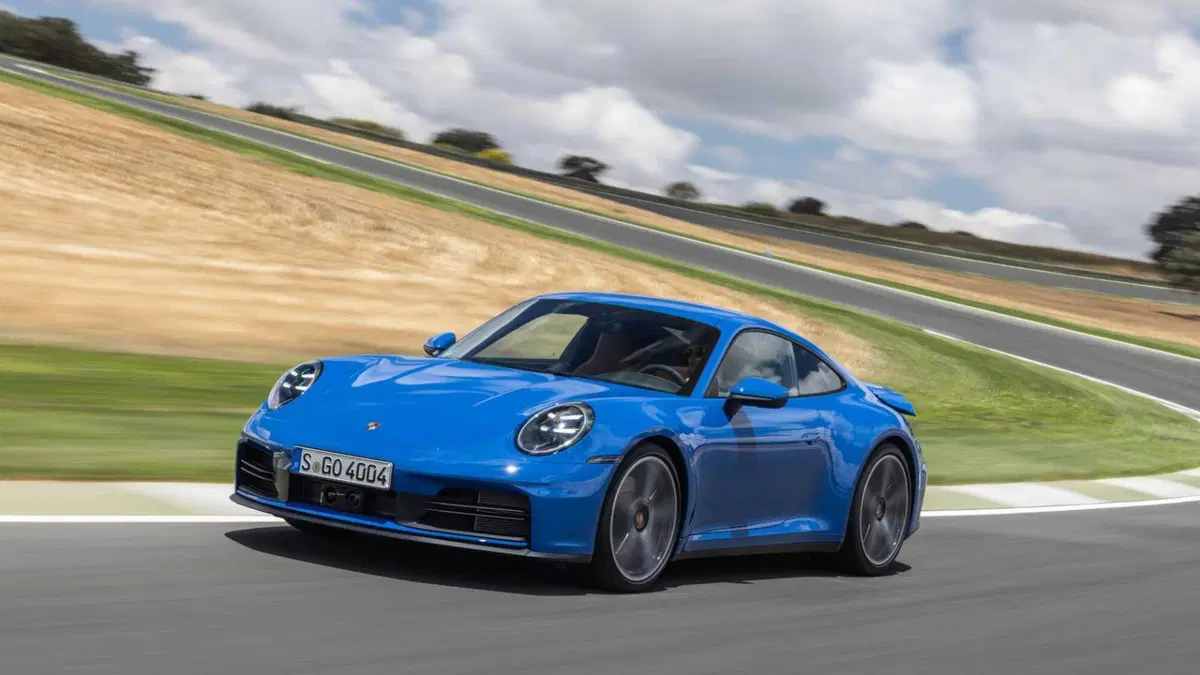 Porsche 911 Coupé 3.0 Carrera T 394cv (29)