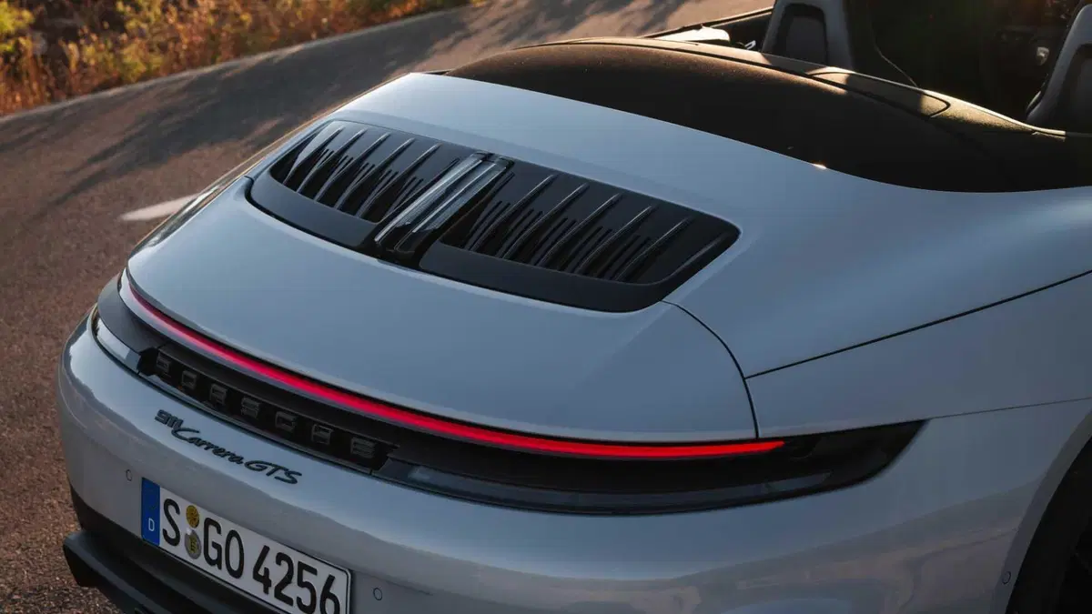 Porsche 911 Cabrio 3.6 Carrera GTS auto (14)