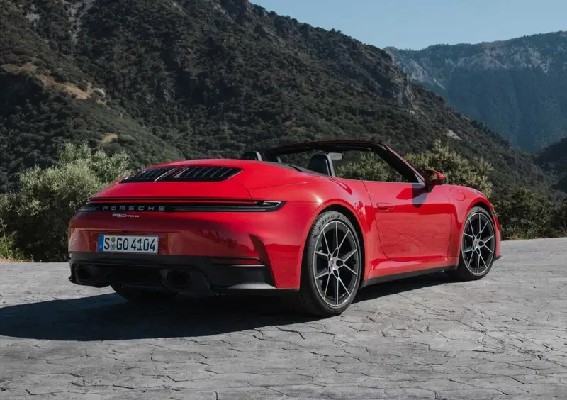 Porsche 911 Cabrio (2019-->>) (4)