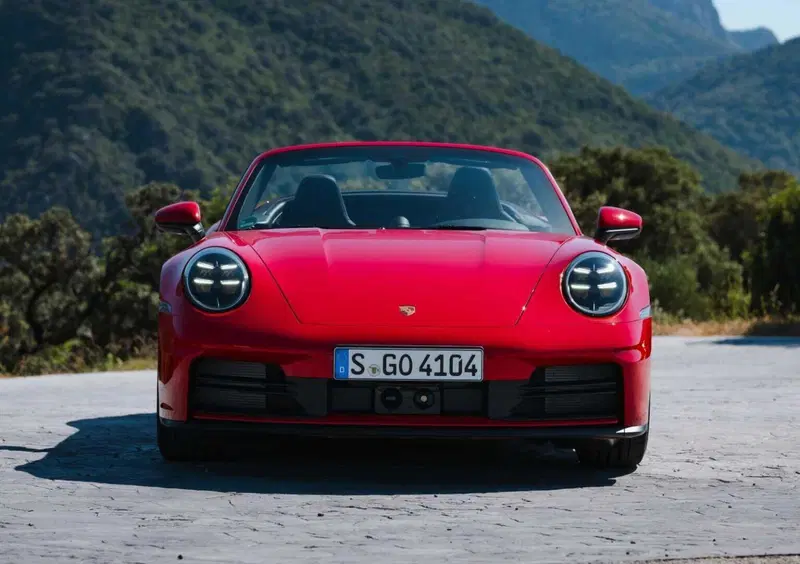 Porsche 911 Cabrio (2019-->>) (2)