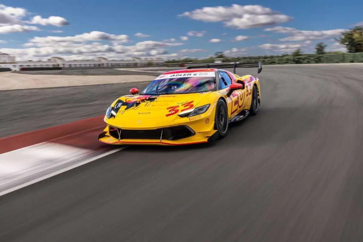 Il FOTONICO ha una nuova dimensione... | Ferrari 296 Challenge [VIDEO] (9)