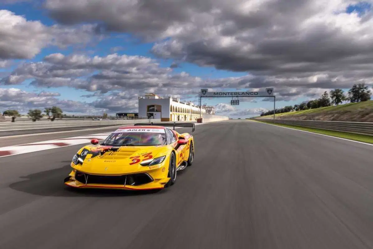 Il FOTONICO ha una nuova dimensione... | Ferrari 296 Challenge [VIDEO] (15)