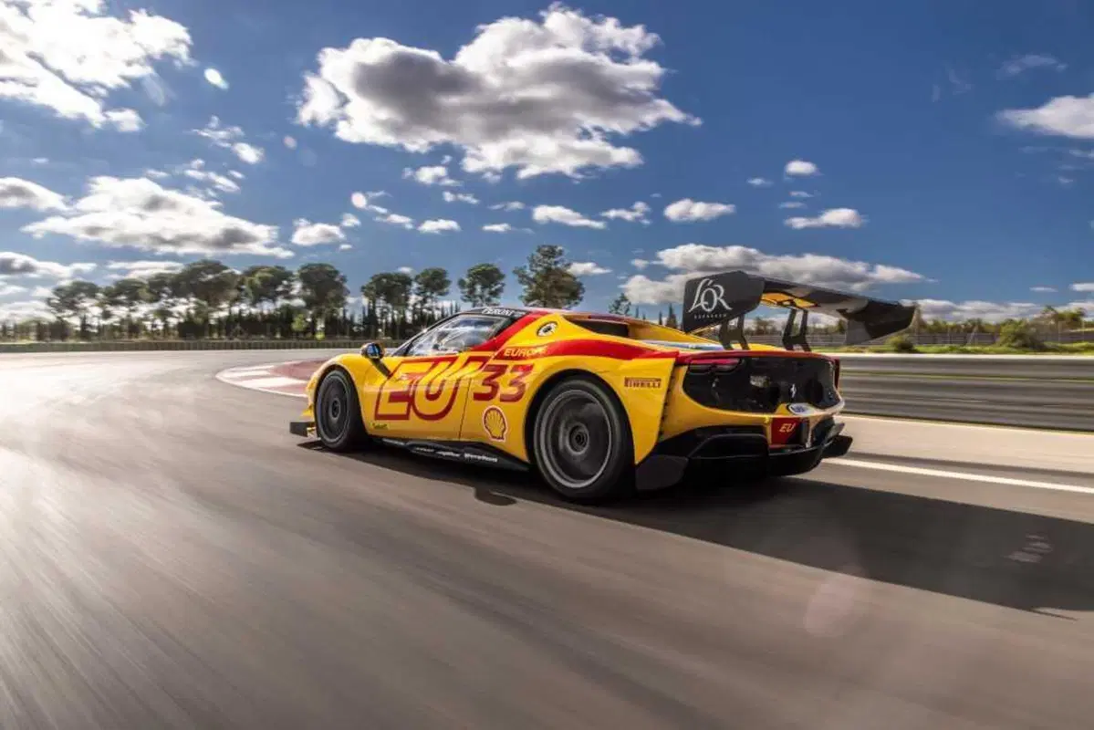 Il FOTONICO ha una nuova dimensione... | Ferrari 296 Challenge [VIDEO] (25)