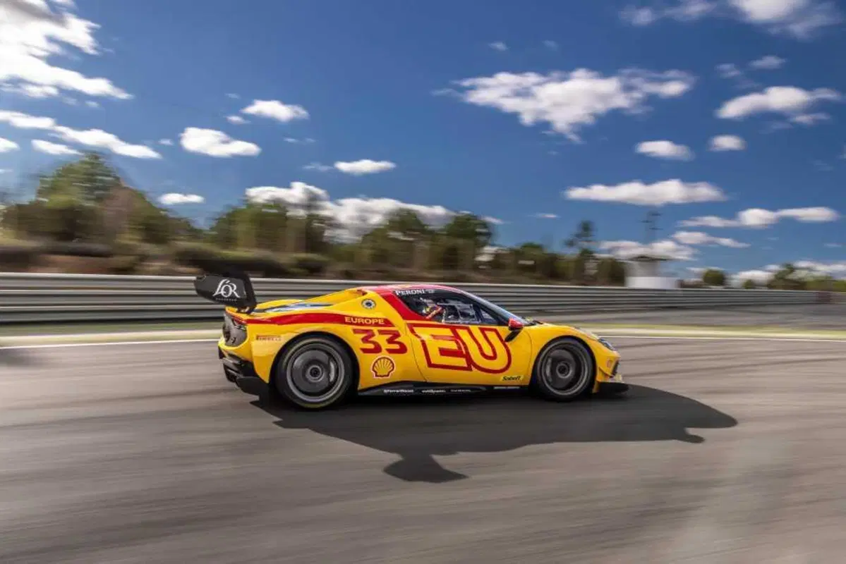 Il FOTONICO ha una nuova dimensione... | Ferrari 296 Challenge [VIDEO] (29)