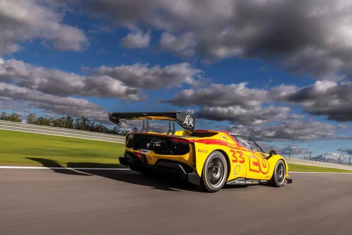 Il FOTONICO ha una nuova dimensione... | Ferrari 296 Challenge [VIDEO] (30)