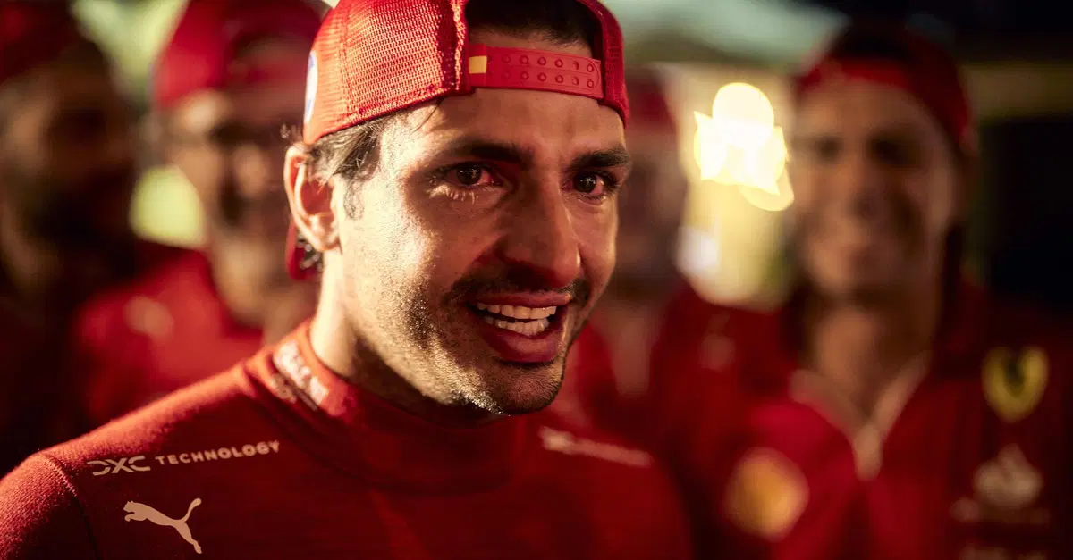 F1. La rabbia e la delusione di Sainz per l'addio a Ferrari: "Lo accetto solo perch&eacute; il mio sostituto &egrave; Hamilton. Adesso penso solo a riportare la Williams in alto"