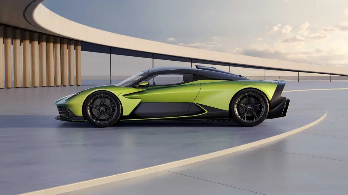Aston Martin Valhalla: la supercar ibrida da 1.079 Cv e 1.100 Nm (4)
